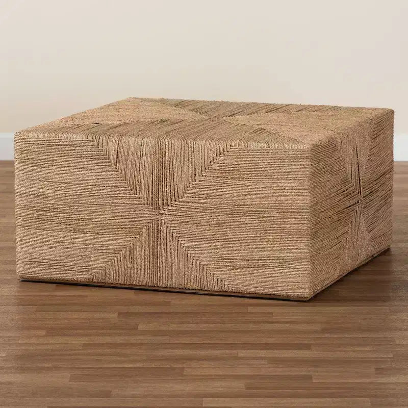 Table basse en jonc de mer naturel