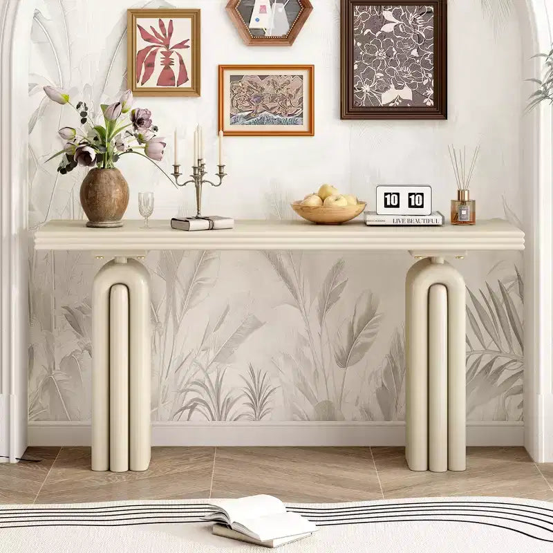Console moderne avec pieds incurvés uniques, MDF et placage acacia, élégante table d'entrée/de canapé pour salon et couloir