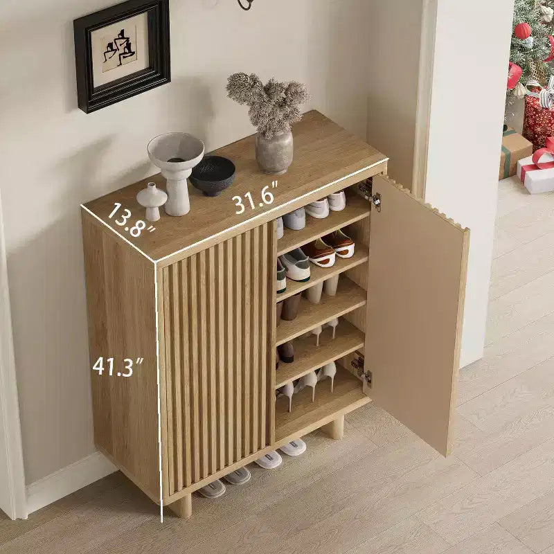 Meuble à chaussures cannelé de 80 cm de large avec bords incurvés, Organiseur de rangement à 5 niveaux pour entrée avec étagères réglables