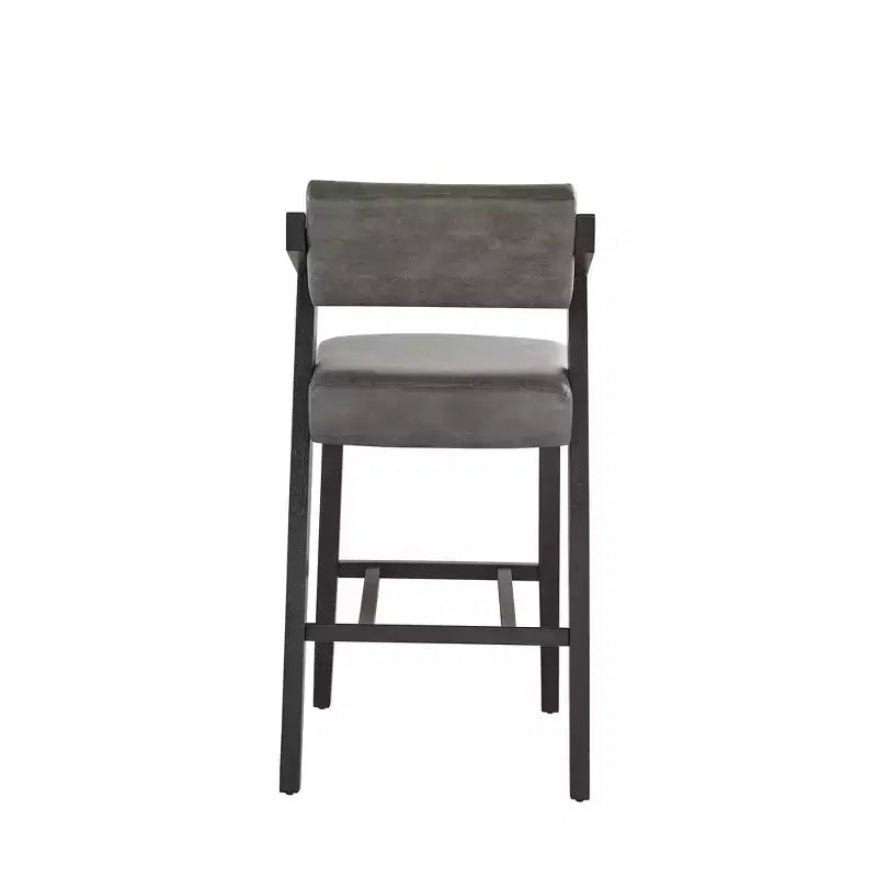 Comptoir de bar et tabourets de bar