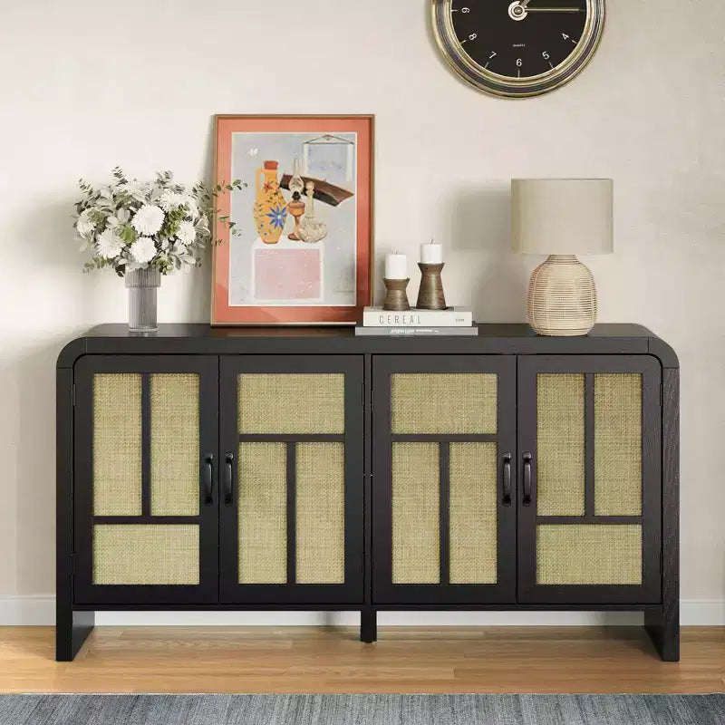 Buffet 4 portes en rotin noir, bahut bohème avec étagères réglables, accent bois pour salle à manger et salon